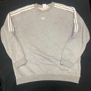 Adidas crewneck